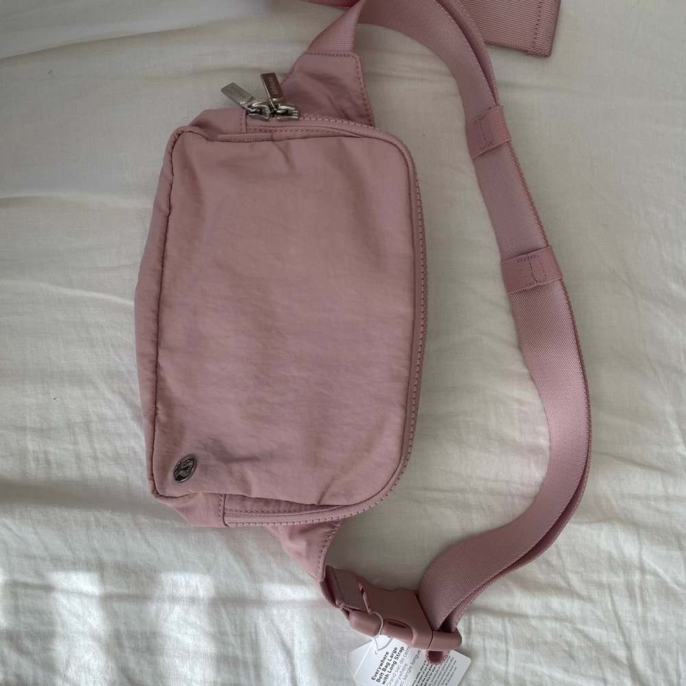 (New with tag in original bag) lululemon athletica Pink Belt Bag - Picture 2 of 4